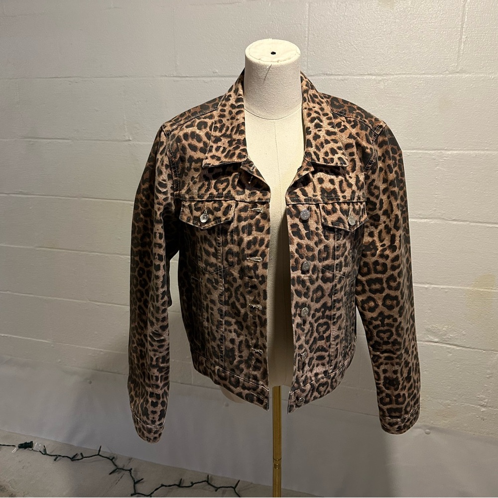 Veronica Beard Cara Leopard Print Jean Jacket